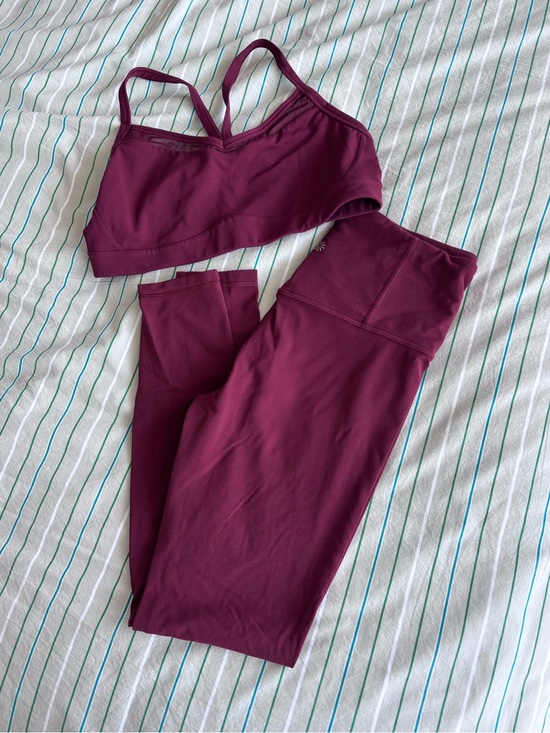Athleta Pants - EUC Athleta Set - Vital Mesh Bra + Elation High Rise Leggings in Redwood S/M